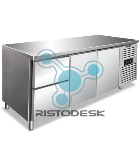 tavolo-refrigerato-2-porte-e-2-cassetti-cxf-3110-tn-ristodesk-1